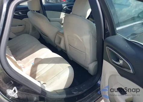 2015 Chrysler 200 Limited z USA, uszkodzony, nr VIN 1C3CCCAB3FN609475